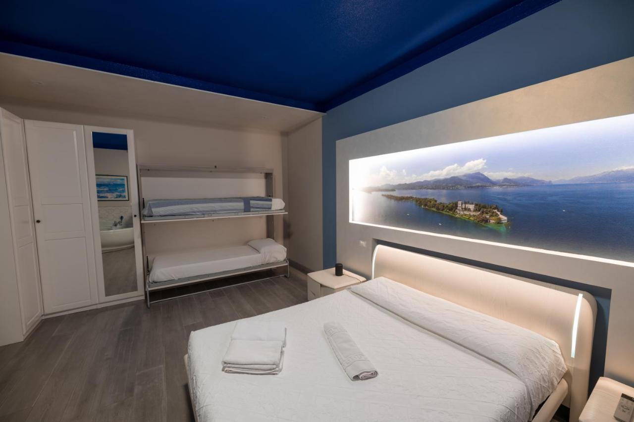 Garda Fantasy Apartment - Jacuzzi Desenzano del Garda Exteriér fotografie